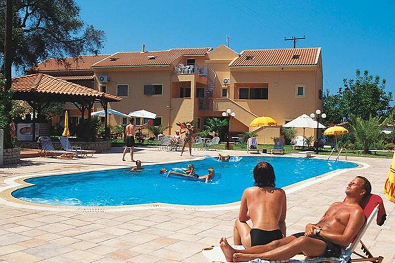 Poseidon Suites By Corfuescapes Agios Gordios  Eksteriør billede