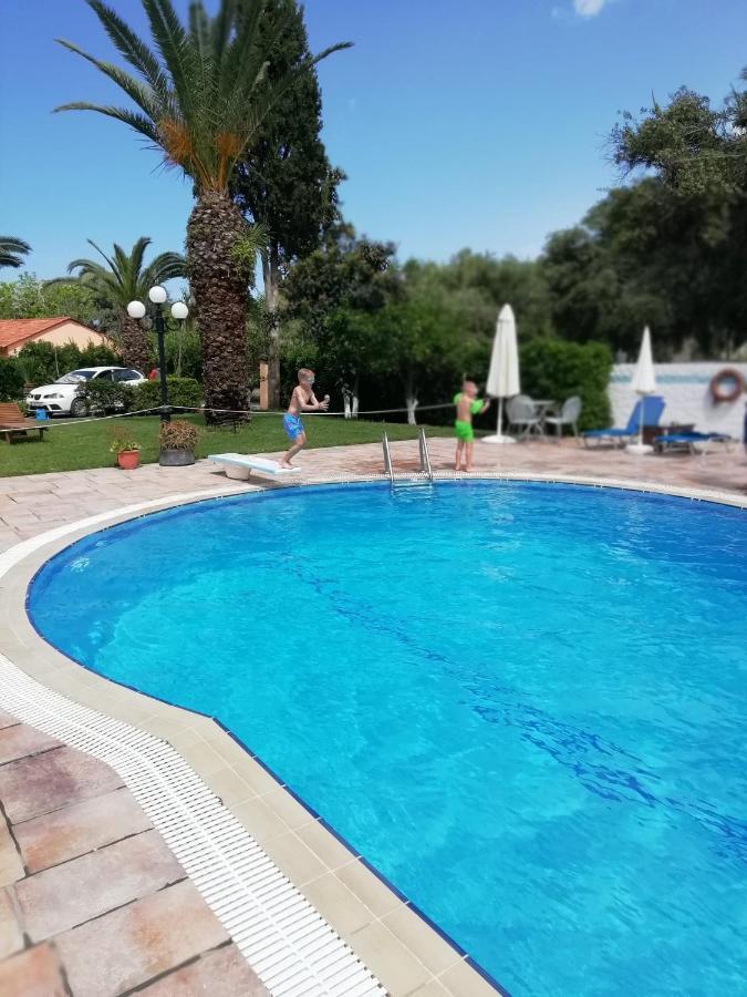Poseidon Suites By Corfuescapes Agios Gordios  Eksteriør billede
